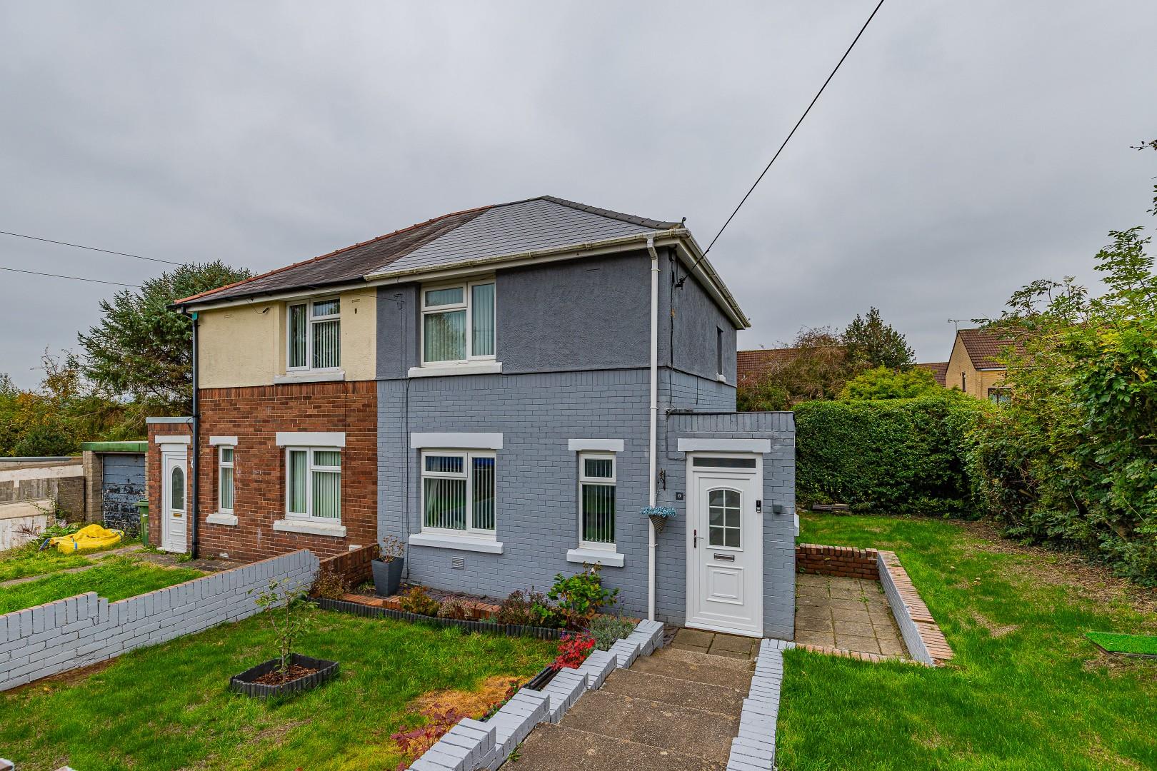 Pen-Y-Ffordd, Trecenydd,, CF83 2SS